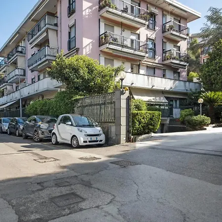 Del Golf - Secured Parking - Apartment Rapallo